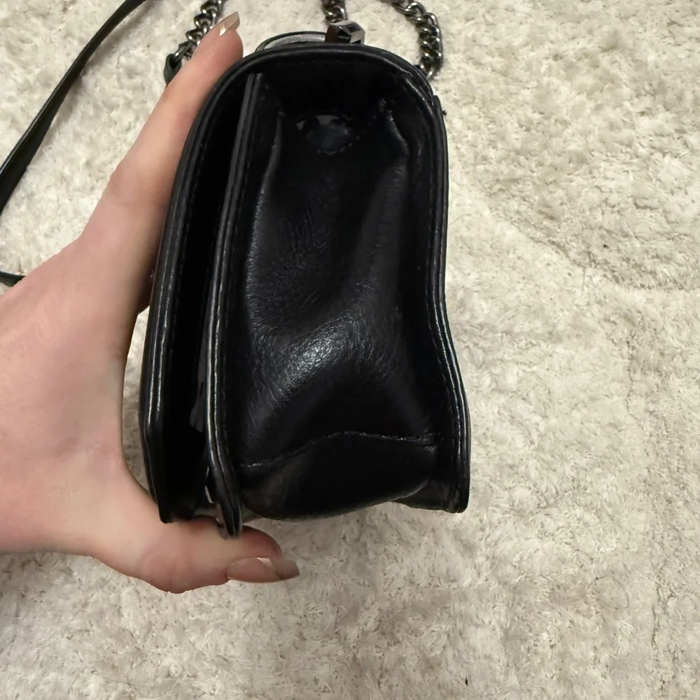 🖤Like New Rebecca Minkoff Black Quilted Crossbody with Chain Strap